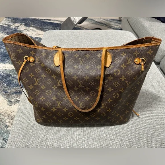Genuinely Loved Louis Vuitton Neverful GM - Picture 1 of 13